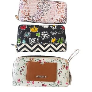 Lot of 3 Mudd A New Day zip Around‎ Wristlet Wallets Womens Boho